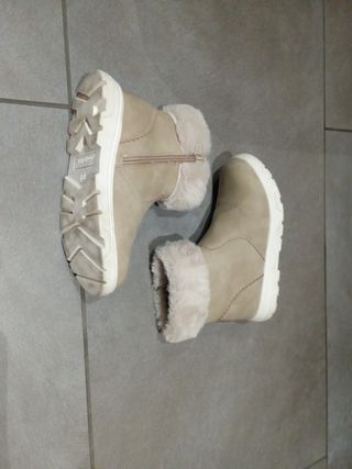 Botas niña beige talla 33