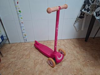 Patinete infantil rosa Playtive