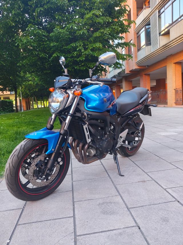 Yamaha FZ6-N S2 - 600cc Azul