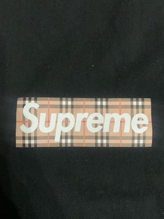 T-Shirt Supreme x Burberry 