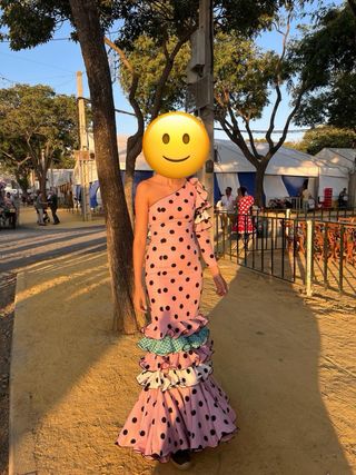 Traje Flamenca lunares rosa-negro