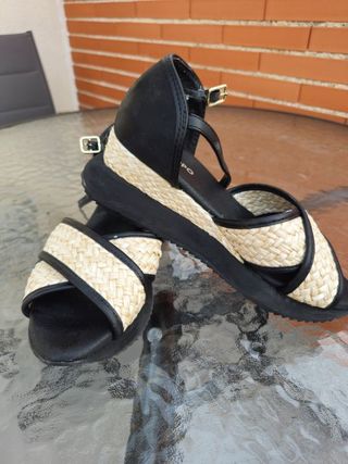Sandalias de cuña Giosepo beige-negro