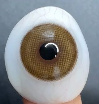 Lentillas de colores caramelo