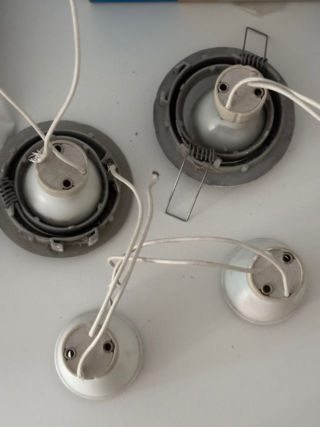 Focos empotrados luz techo halógenos