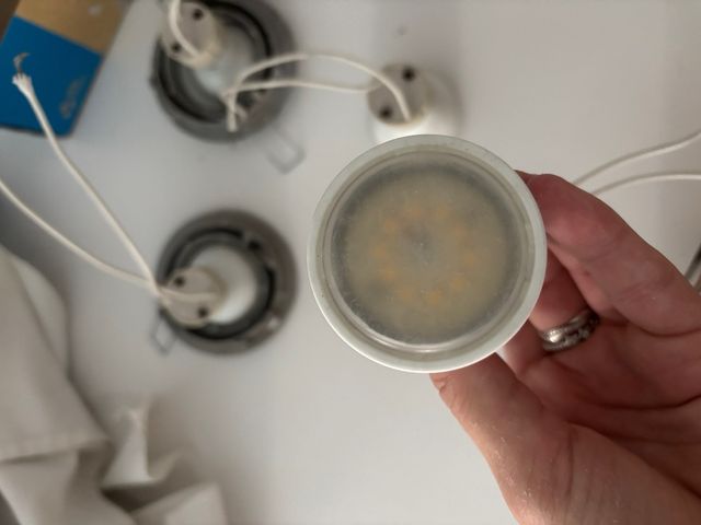 Focos empotrados luz techo halógenos