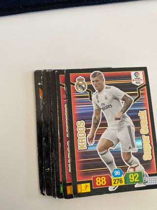 Super Cracks 18-19 - 20 cromos