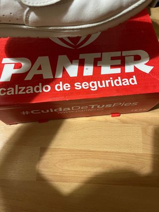 Zapatos blancos de seguridad con velcro 
