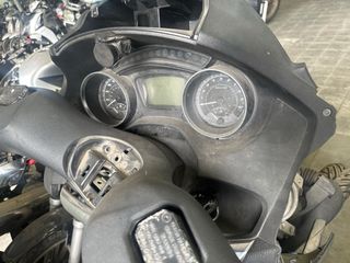 Piaggio MP3 500 2019 siniestro recambios piezas 