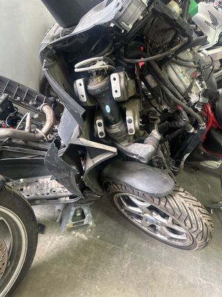 Piaggio MP3 500 2019 siniestro recambios piezas 