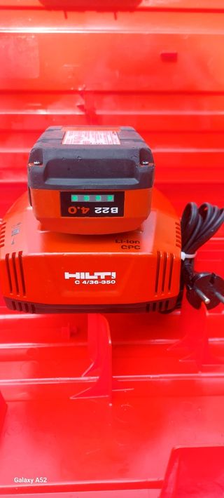 HILTI C4/36-350 + Batteria B22 5.2