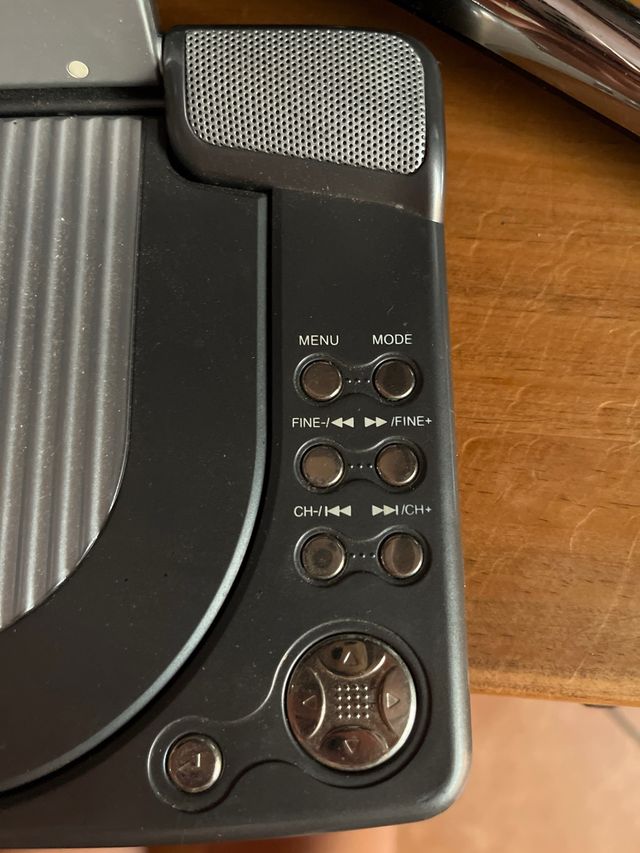 DVD Portátil Technika con Pantalla