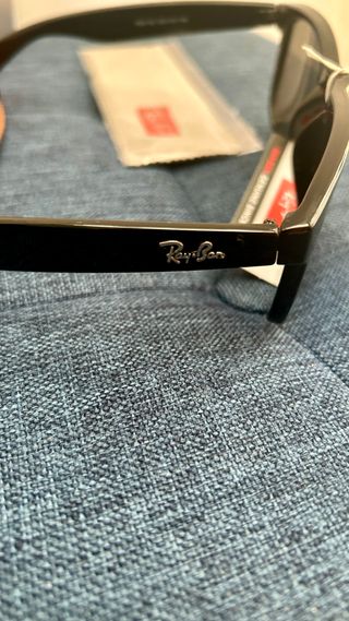 Ray-Ban: Gafas de sol negras y azules