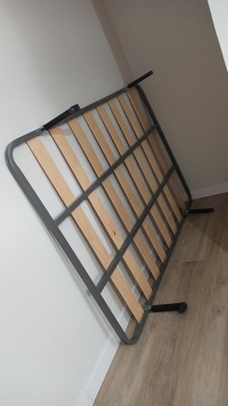 Somier 135cm gris - 4 patas, 2 barras