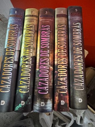 Pack libros 1 al 5 Cazadores de sombras Tapa Dura
