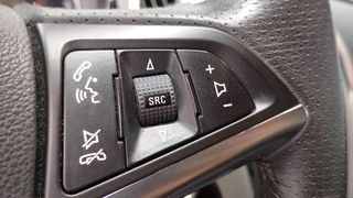 Opel Astra GTC TURBO 3P 2012