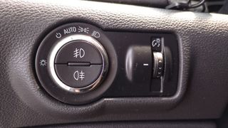 Opel Astra GTC TURBO 3P 2012