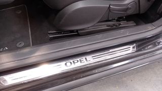 Opel Astra GTC TURBO 3P 2012