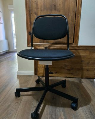 Silla giratoria Ikea Örfjäll negra