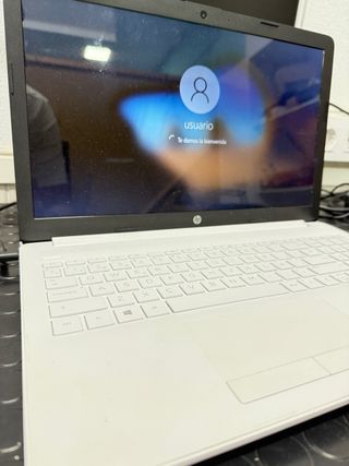 Portátil HP blanco - Oferta con GARANTÍA