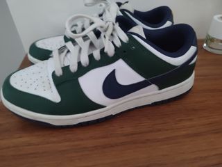 Zapatillas Nike Dunk - verdes y blancas