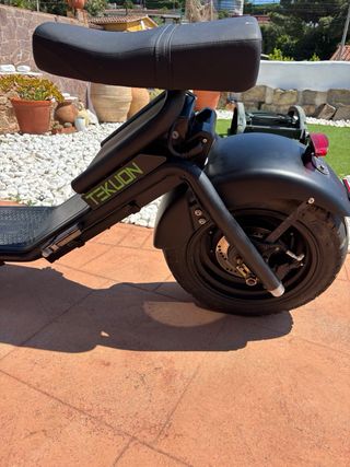 Scooter eléctrico Tekuon