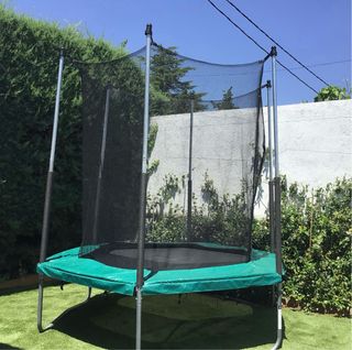 Cama elástica hexagonal 2.4m y funda para taparla