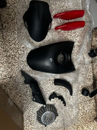 Ducati Hypermotard 796-1100 tapas
