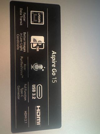 Portátil Acer plateado 2025