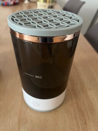 Limpiador brochas maquillaje eléctrico