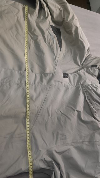 Chaqueta Tribord beige impermeable
