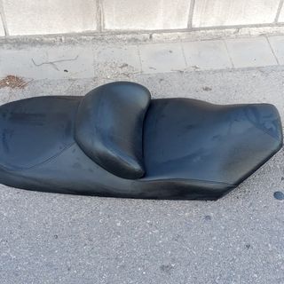 Asiento moto burgmam 400
Red. Año 1998- 2006
