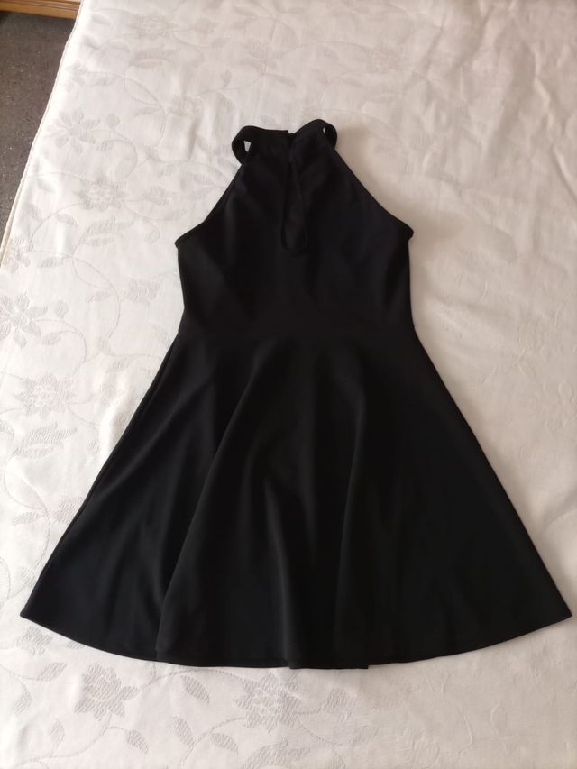 Vestido negro skater