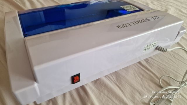 Esterilizador UV - Branco e Azul