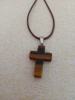 Collar Cruz Ojo Tigre.Unisex
