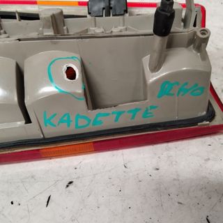 PILOTO TRASERO DERECHO OPEL KADETT E
