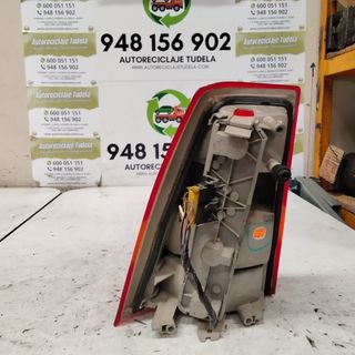 PILOTO TRASERO DERECHO OPEL KADETT E