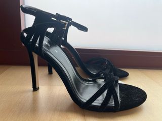 Sandalias sin estrenar negras terciopelo_ZARA_T 38