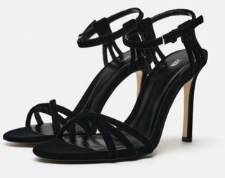 Sandalias sin estrenar negras terciopelo_ZARA_T 38
