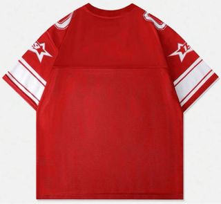 Camiseta roja estilo americano vintage
