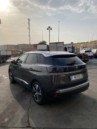 Peugeot 3008 hybrid 225 allure pack