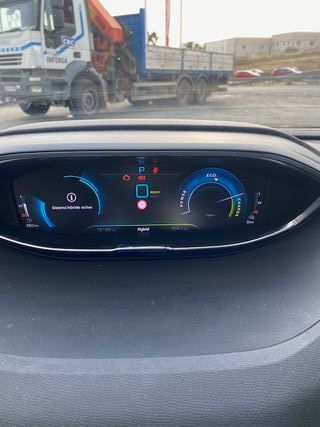 Peugeot 3008 hybrid 225 allure pack