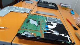 Limpieza + Pasta Térmica PS4