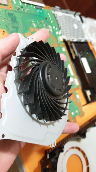 Limpieza + Pasta Térmica PS4