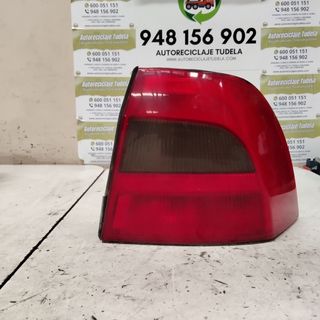 PILOTO TRASERO DERECHO OPEL VECTRA B 