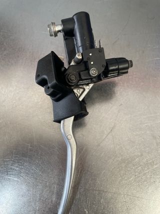 Bomba freno Suzuki Burgman 250