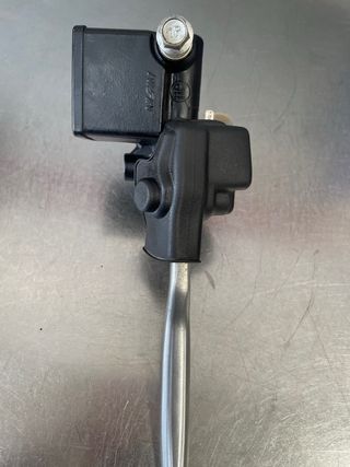 Bomba freno Suzuki Burgman 250