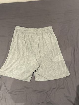 Shorts Nike Grises - Deportivos