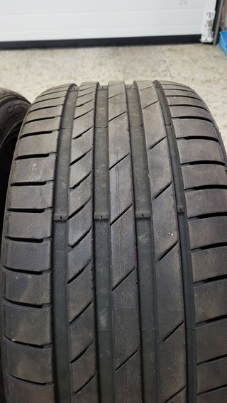 Neumáticos Kumho 245/35/R19 usados