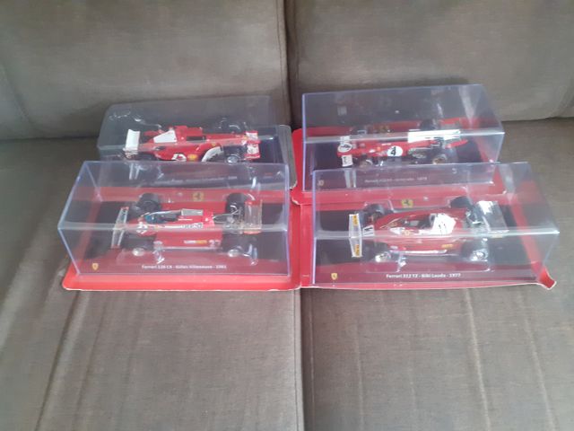 F1 Ferrari escala 1/24 - 4 coches
