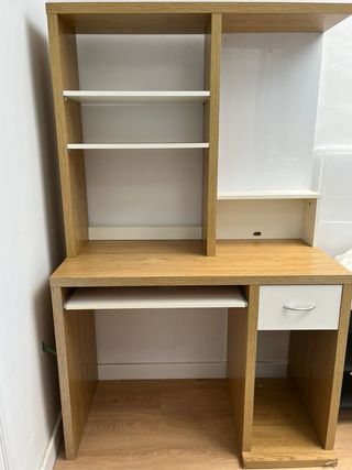 Escrito y Silla gris oficina - giratoria